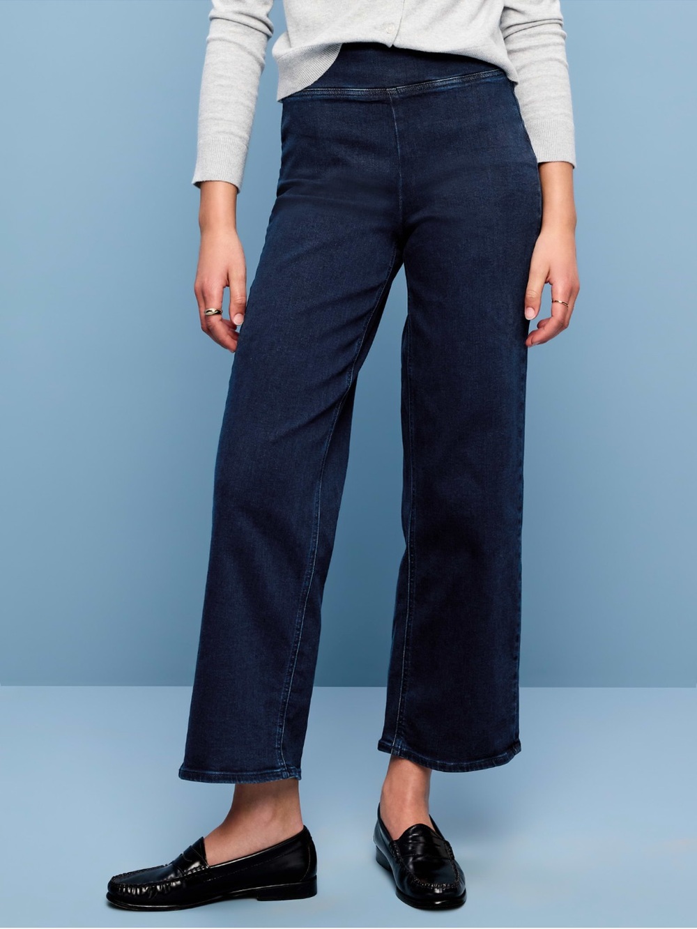 Old Navy Weekender Wide Leg Pull-On Jeans